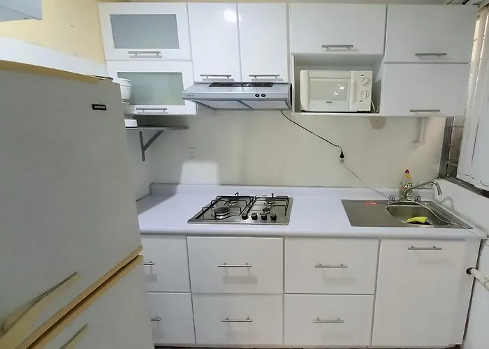 Apartamento Completo 2br Y 2baño Cuadra De Reforma Y Zona Rosa *